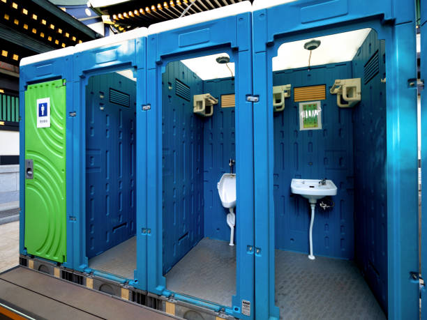 Best Portable bathroom rental  in Columbus, WI